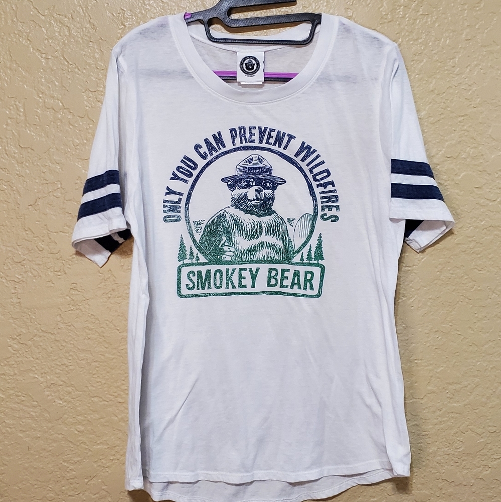 BUNDLE $ALE - Smokey Bear Tee Sz XL "Only You Can Prevent..."